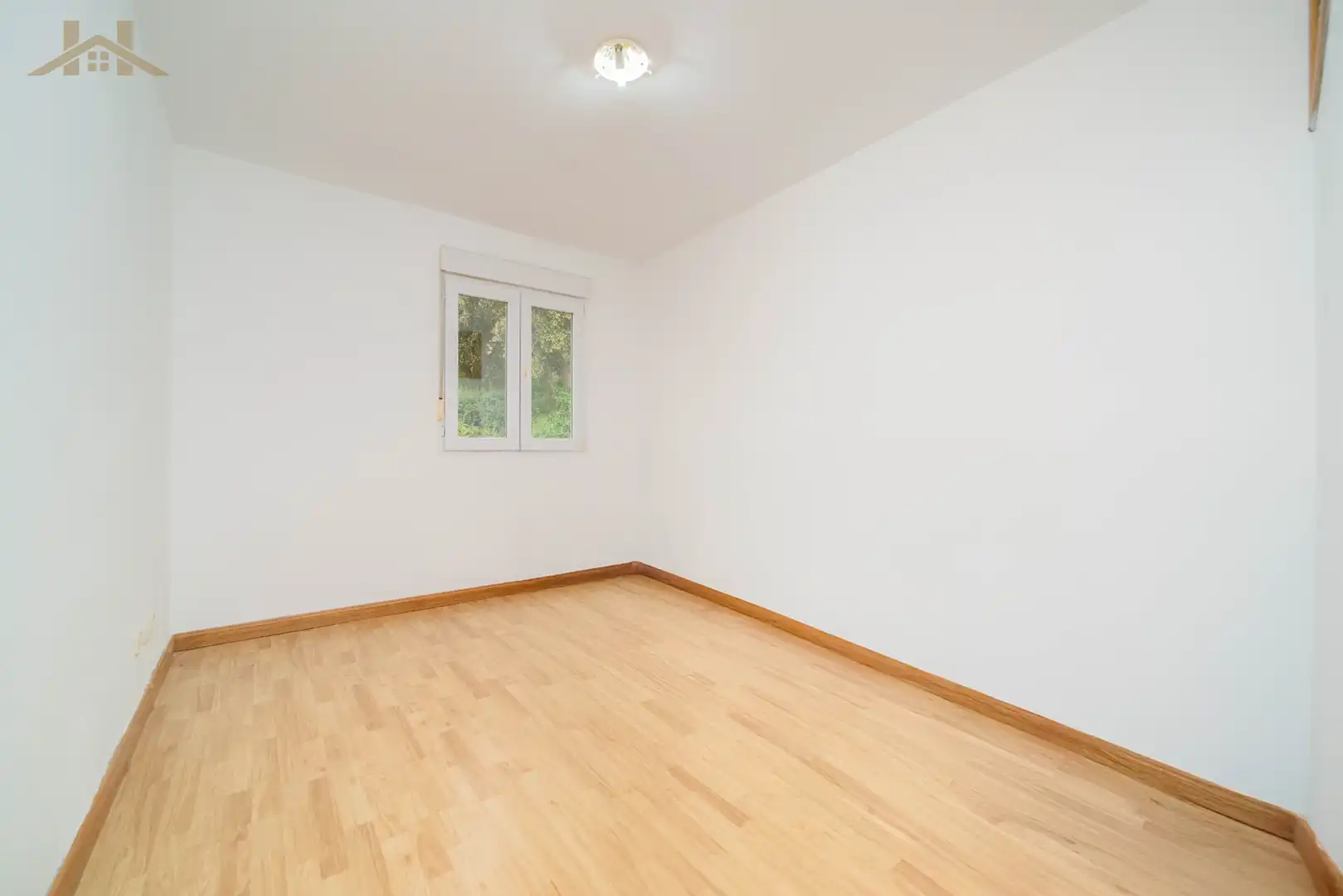 Habitación de Casa adosada en venta en Villaviciosa de Odón con Aire acondicionado, Calefacción y Amueblado