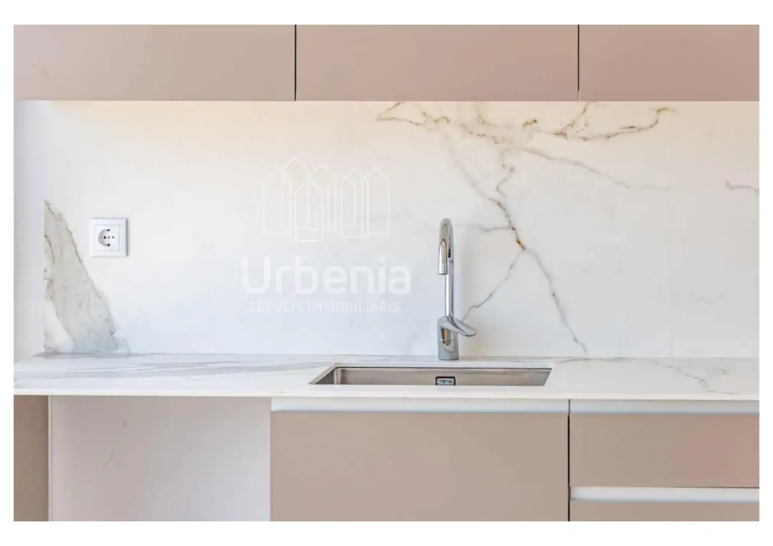 House with garden for sale in Poble, imagen 9