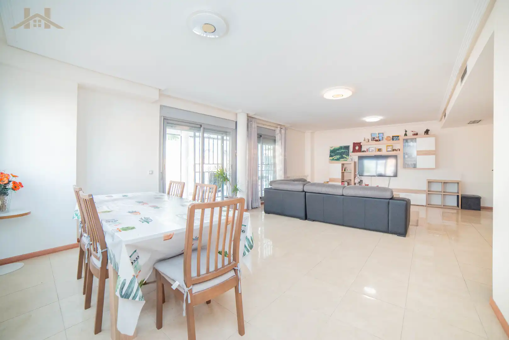 Comedor de Casa o chalet en venta en Arroyomolinos (Madrid) con Aire acondicionado, Calefacción y Jardín privado