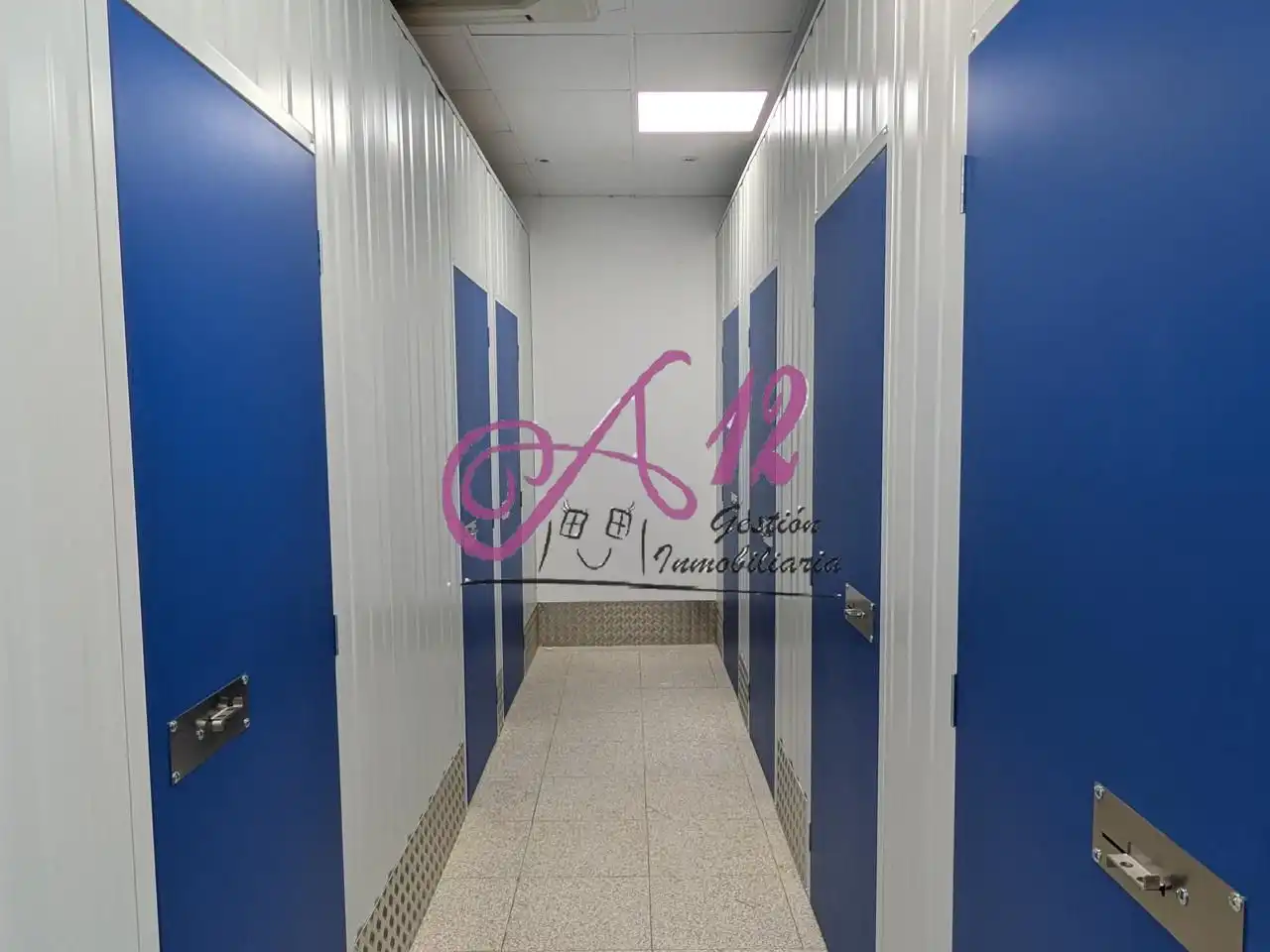 Storage room for rent in Valencia