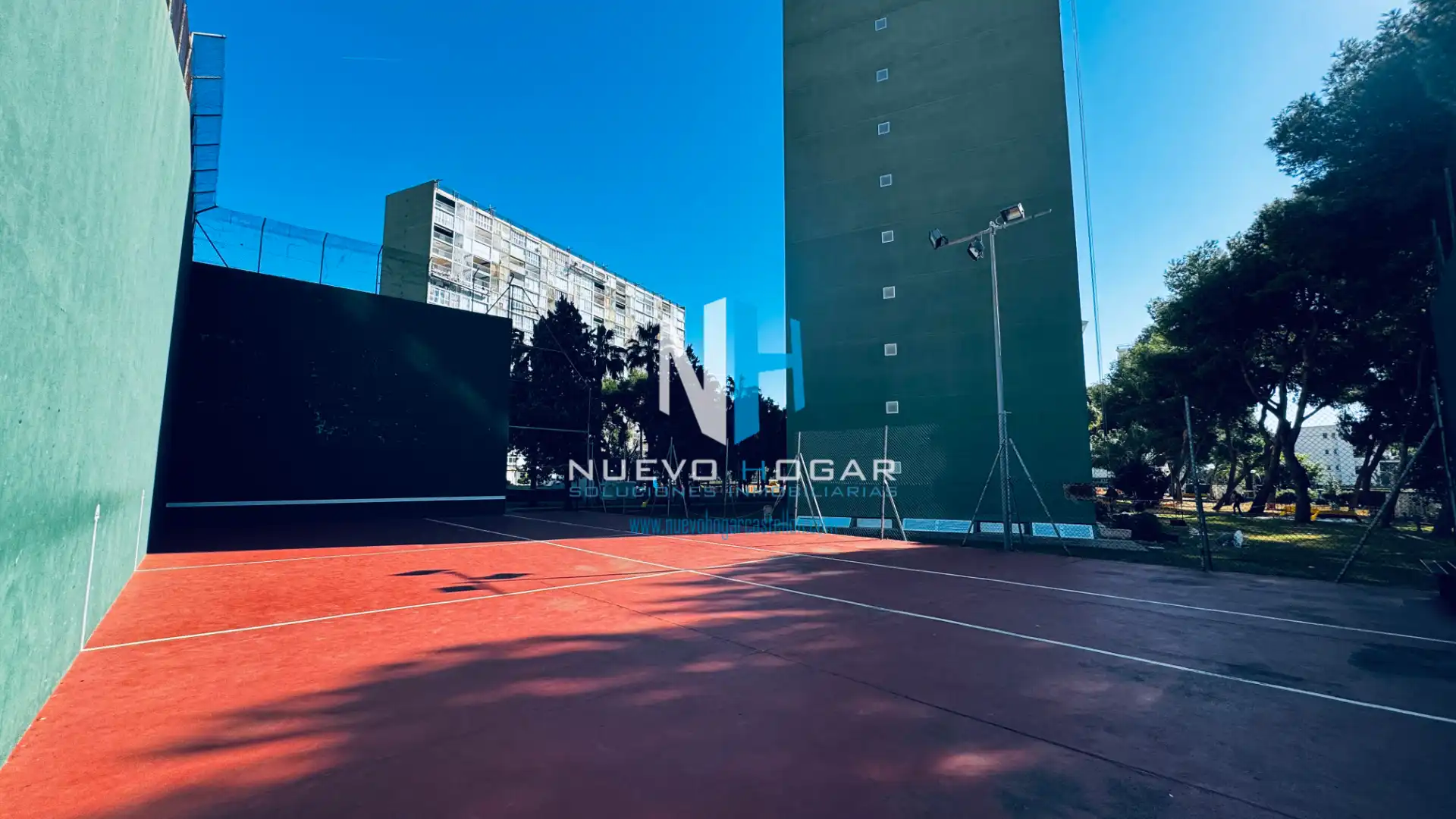 Vista exterior de Apartamento en venta en Benicasim / Benicàssim con Terraza, Amueblado y Lavadora