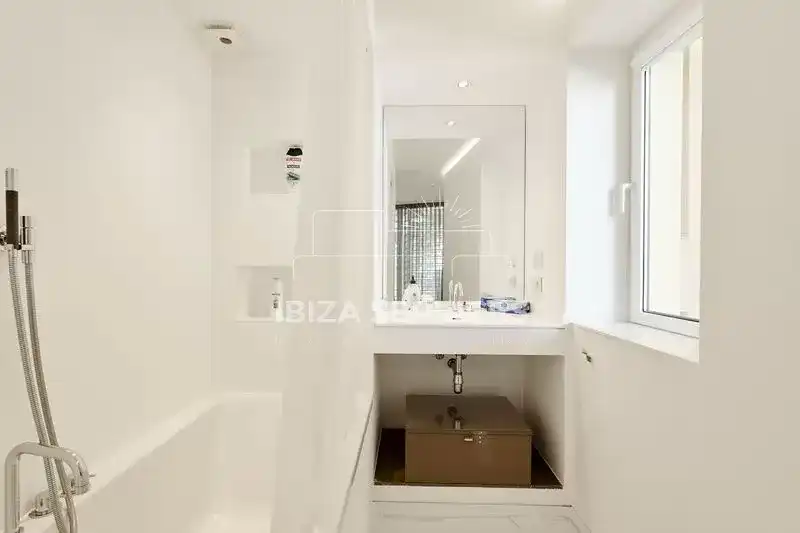 Appartamento con piscina in affitto a Marina Botafoc - Platja de Talamanca, imagen 8