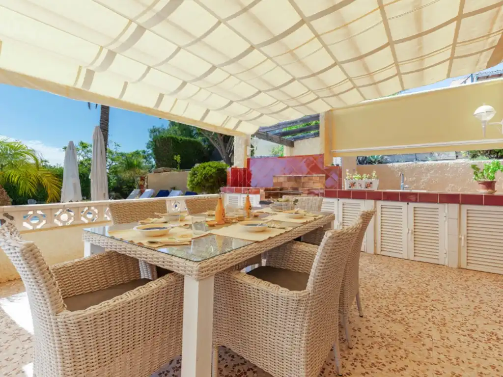 Houses for sale in Avenida Europa, Poble Nou - Montiboli