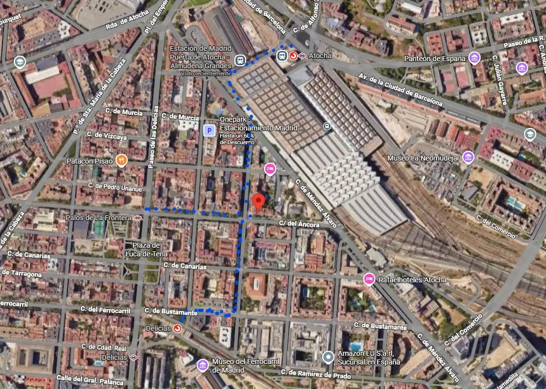 Vista exterior de Piso en venta en Madrid con Aire acondicionado, Calefacción y Jardín privado