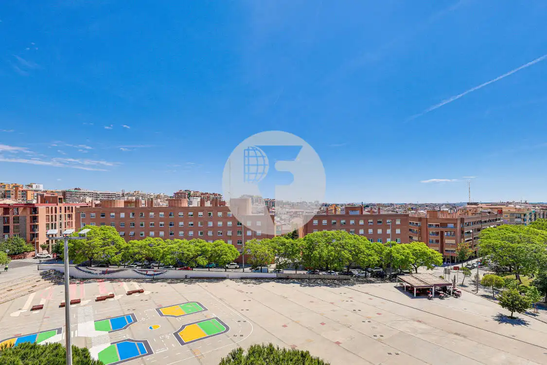 Vista exterior de Ático en venta en Gavà con Aire acondicionado, Calefacción y Terraza