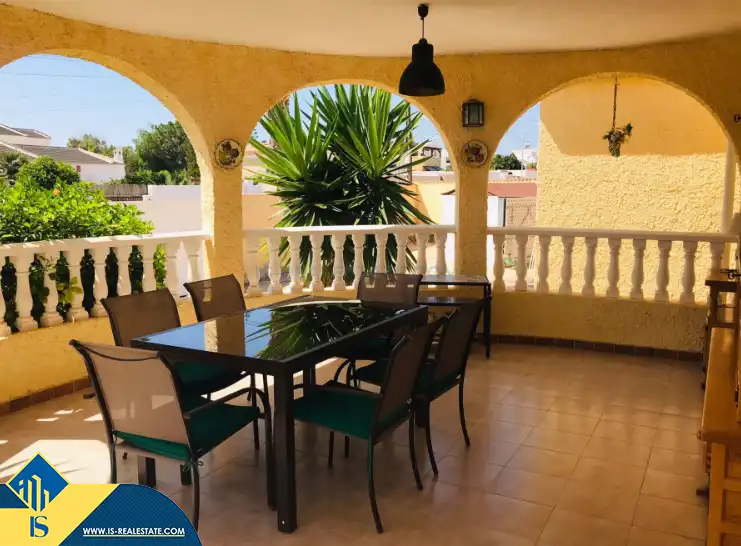 Chalet con piscina en venta en Zona Carrefour - Urbanizaciones, imagen 5