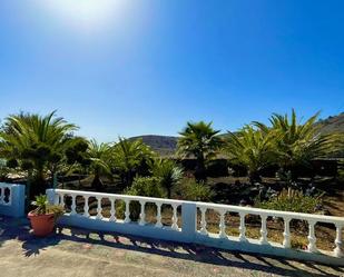 Vista exterior de Finca rústica en venda en El Pinar de El Hierro amb Piscina comunitària
