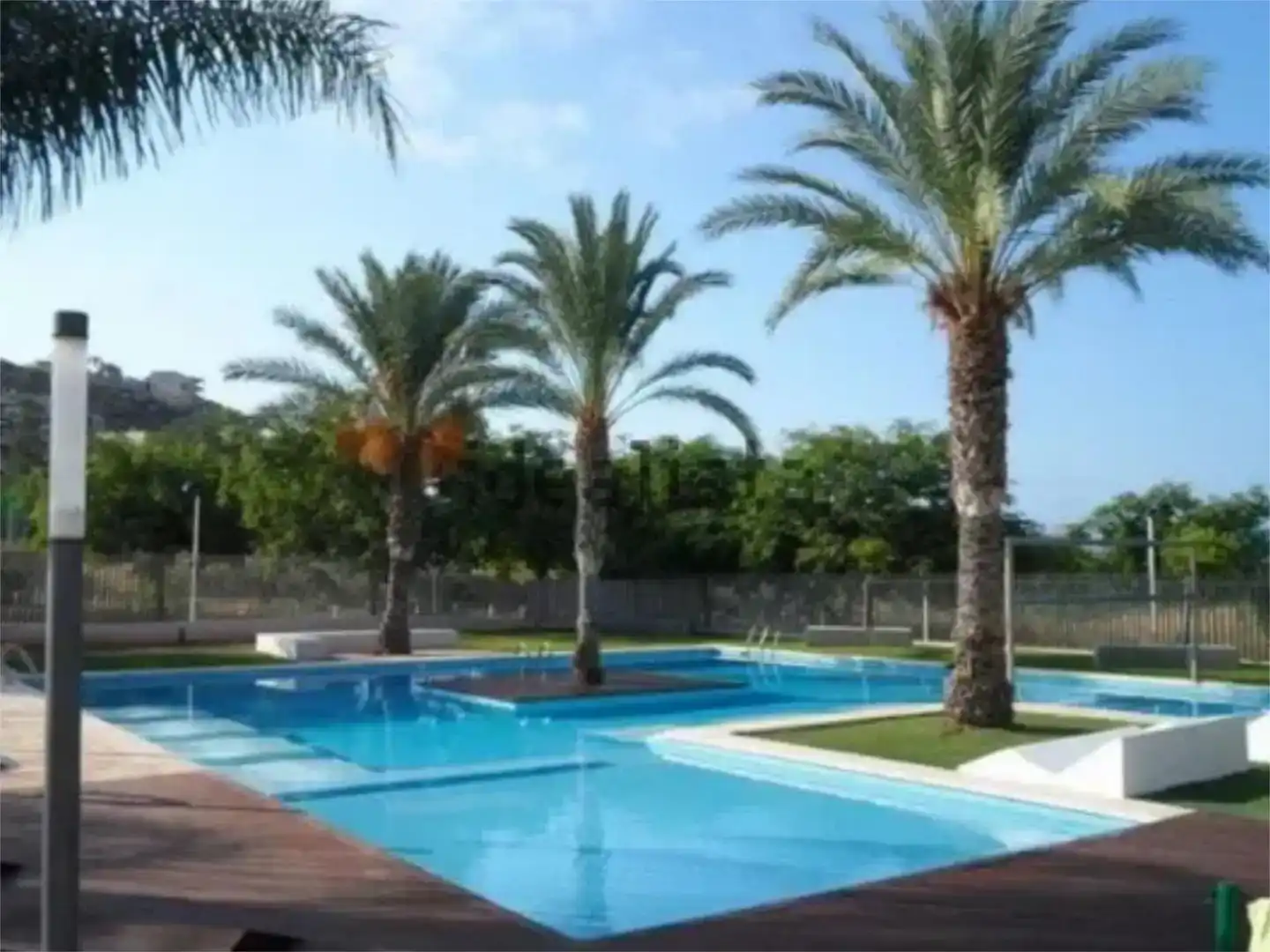 Swimming pool of Garage for sale in Oropesa del Mar / Orpesa