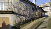 Vista exterior de Casa o xalet en venda en Campo Lameiro amb Jardí privat