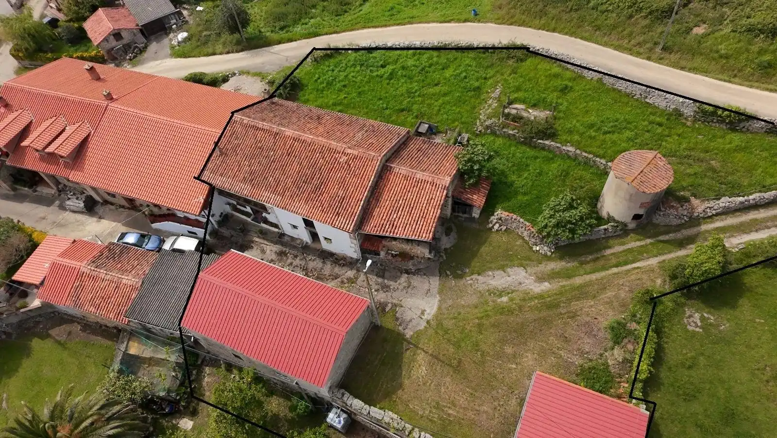 Houses for sale in Santillana del Mar  with Private garden, Storage room and Balcony