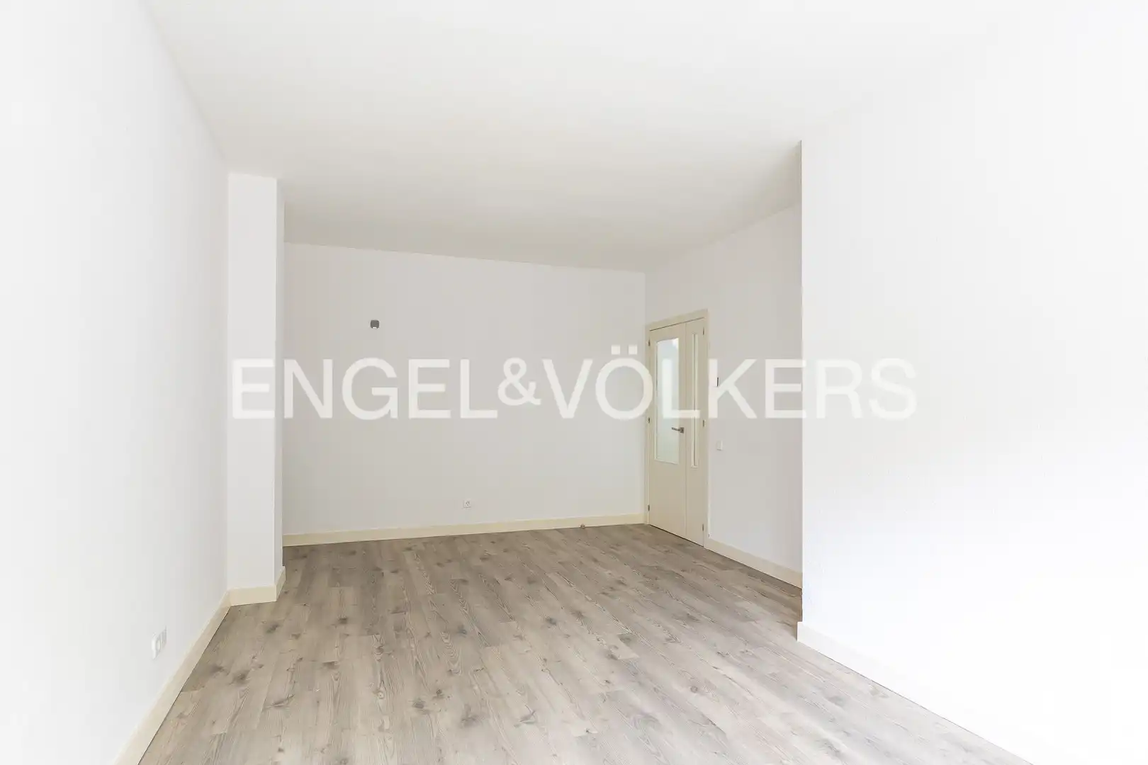 Living room of Flat for sale in Alcobendas  with Heating, Storage room and Swimming Pool