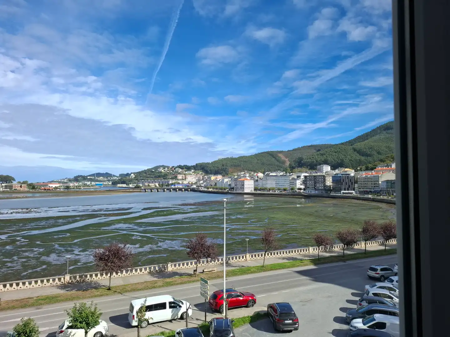 Vista exterior de Piso en venta en Viveiro, Lugo