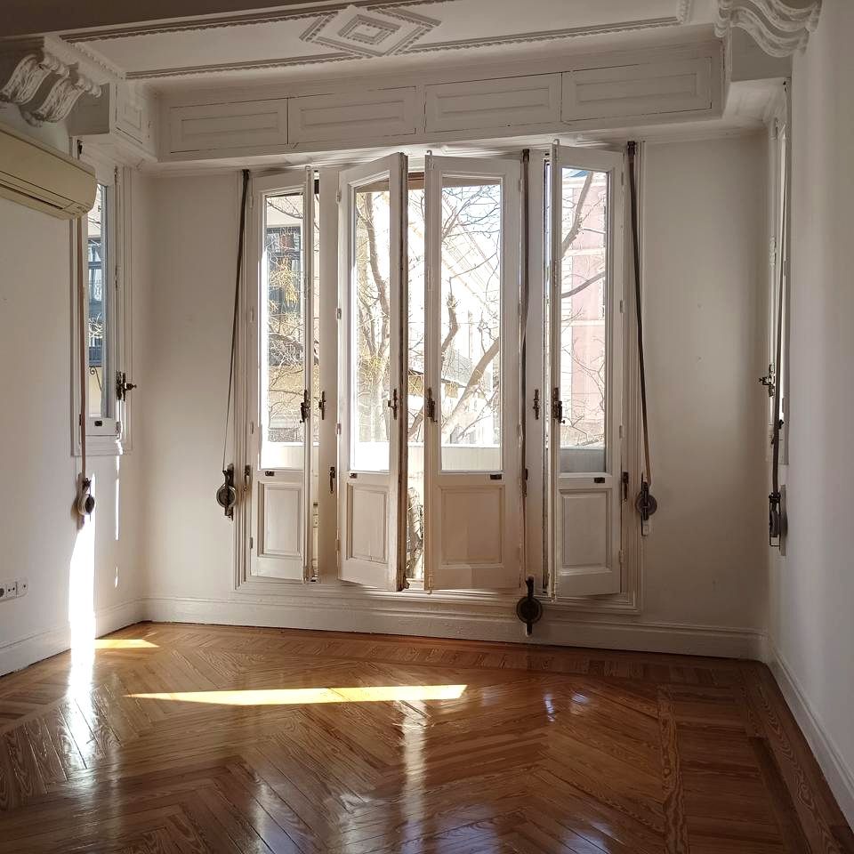 Dormitori de Pis de lloguer en  Madrid Capital amb Aire condicionat, Calefacció i Parquet