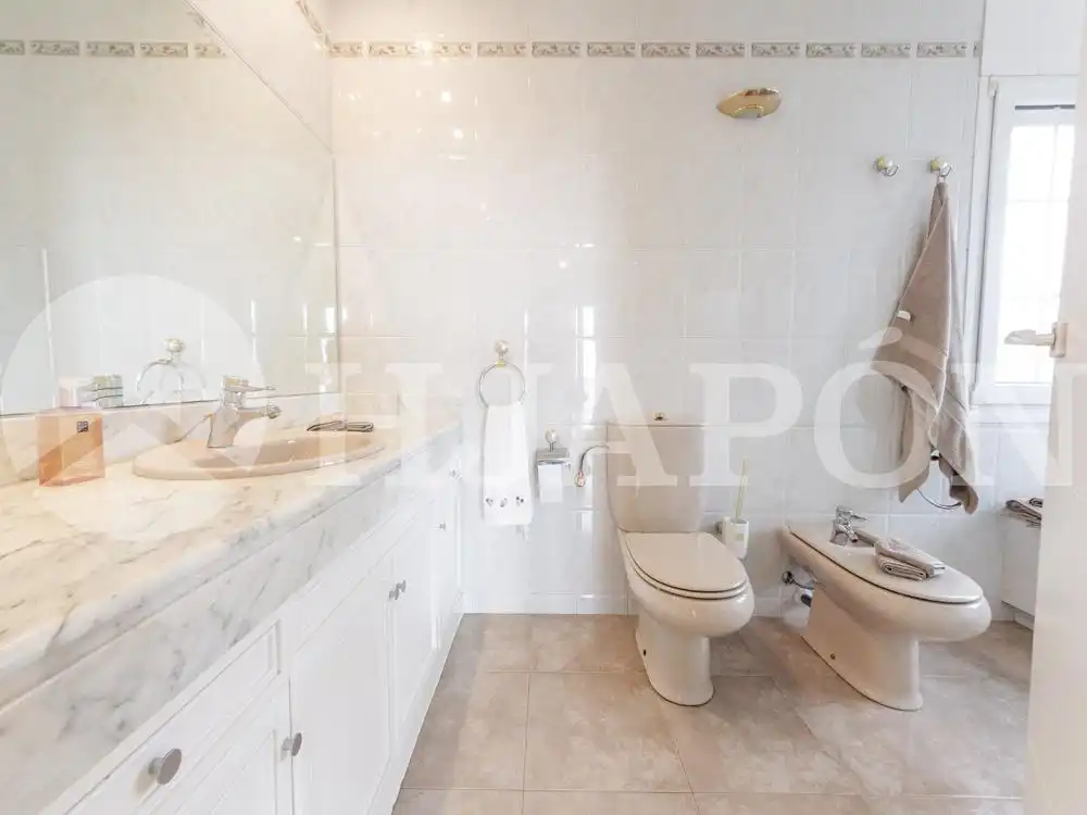 Baño de Casa o chalet en venta en Argentona con Aire acondicionado, Calefacción y Jardín privado