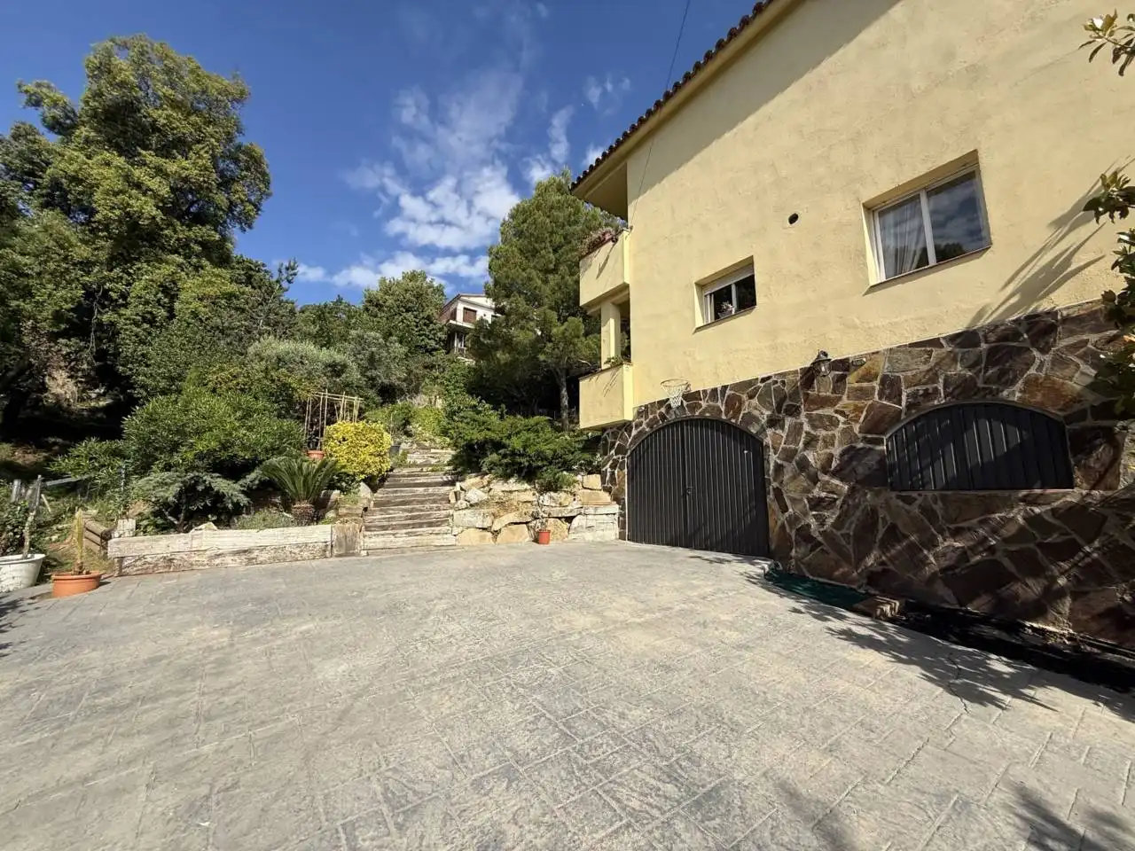 Exterior view of Houses for sale in Castellar del Vallès  with Heating, Private garden and Terrace