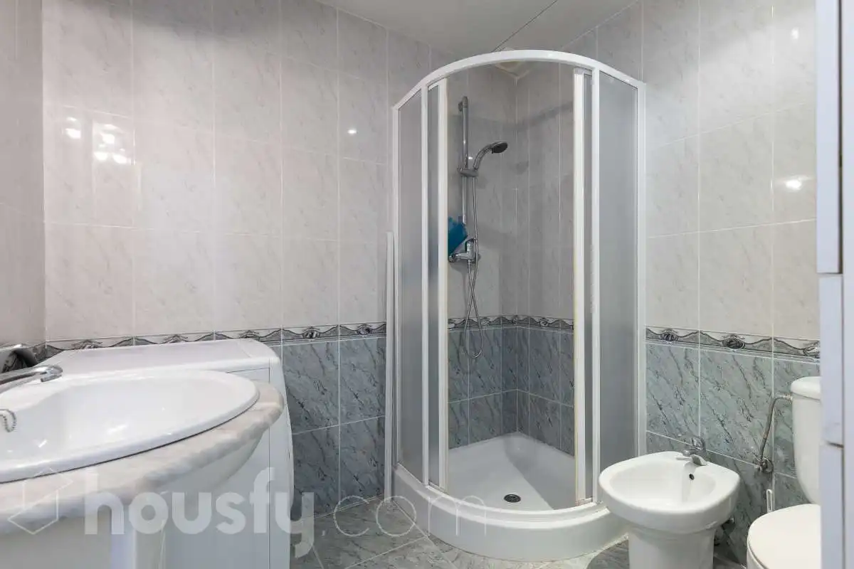 Bathroom of Flat for sale in Pla de Maset - Cap de Salou