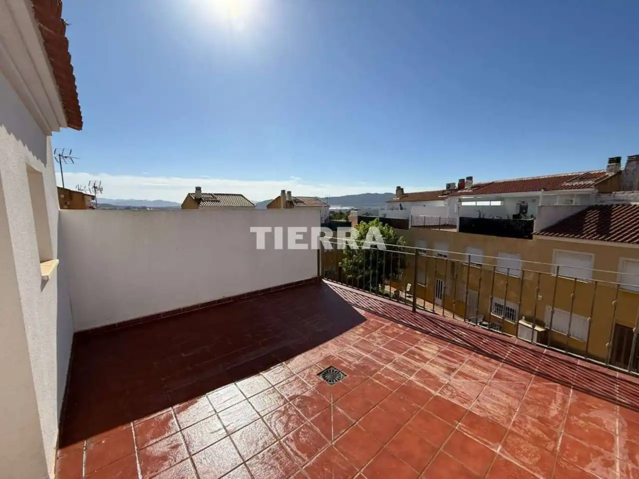 Terraza de Piso en venta en Salinas con Piscina comunitaria