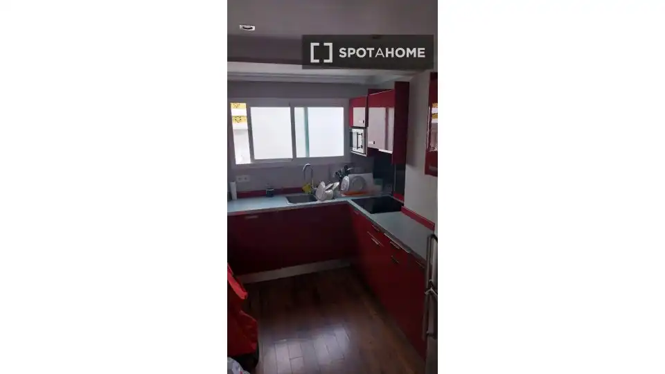 Kitchen of Apartments for share in Vélez-Málaga  with Air Conditioner, Terrace and Furnished
