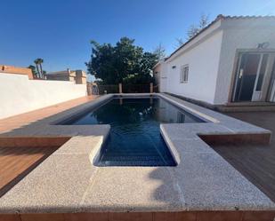 Piscina de Casa o xalet en venda en San Vicente del Raspeig / Sant Vicent del Raspeig amb Jardí privat, Terrassa i Piscina