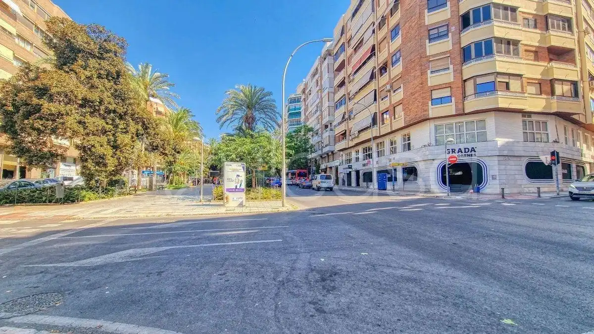 Piso con ascensor en venta en Calle Calle Pintor Lorenzo Casanova, imagen 2