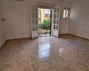 Exterior view of Flat to rent in  Sevilla Capital  with Air Conditioner, Heating and Balcony