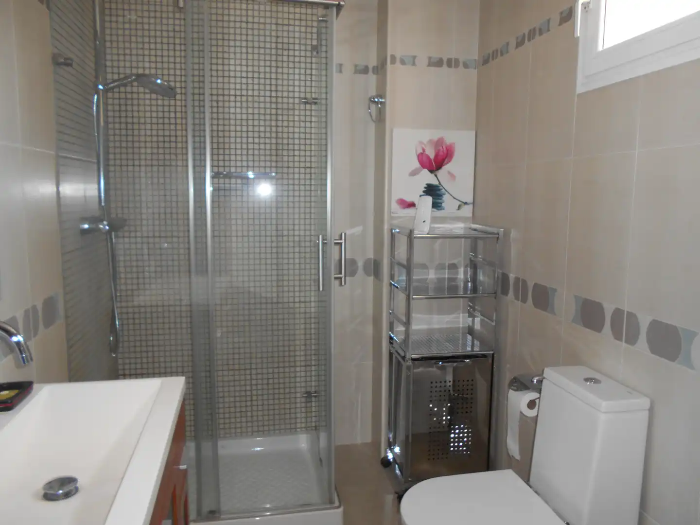 Baño de Piso de alquiler en Alcalá de Henares con Aire acondicionado, Calefacción y Terraza
