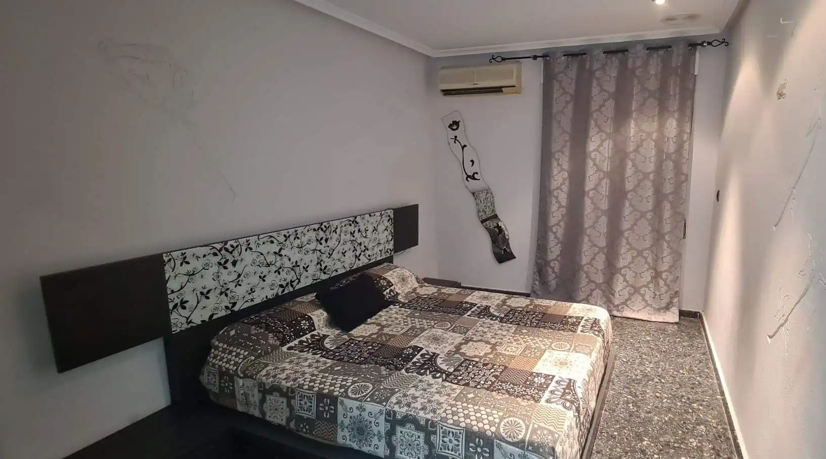 Habitación de Dúplex en venta en Elche / Elx con Balcón