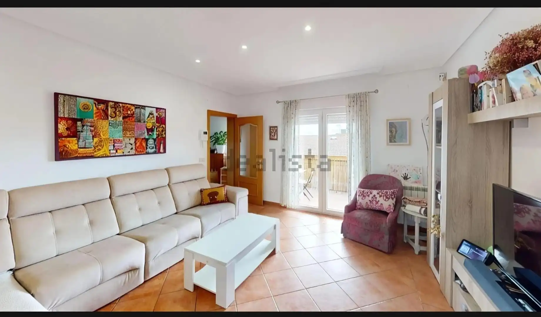 Sala de estar de Casa o chalet en venta en El Molar (Madrid) con Aire acondicionado, Calefacción y Jardín privado