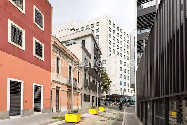 Casa-chalet en Venta en Barri de les Corts