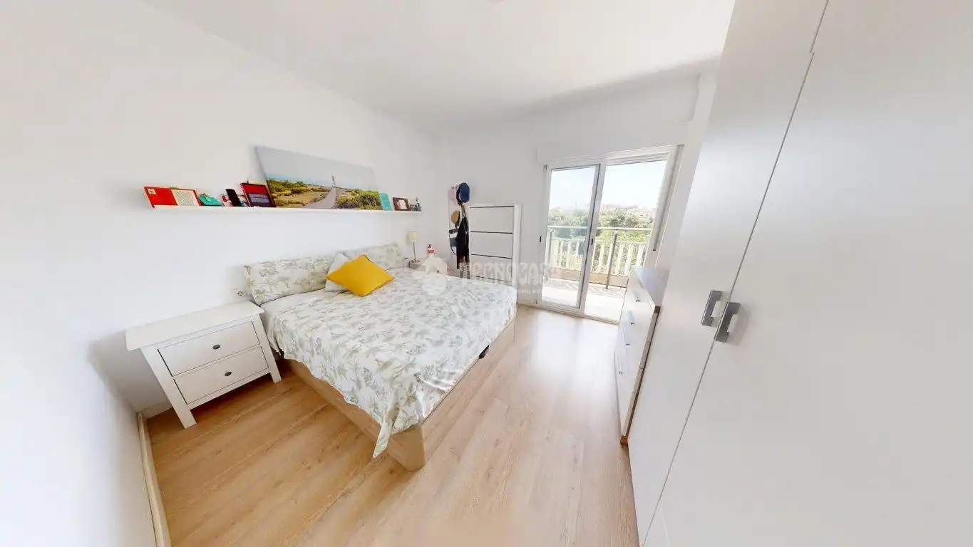 Habitación de Piso en venta en Valencia con Aire acondicionado, Calefacción y Balcón