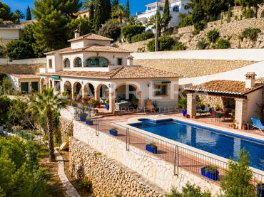 House with balcony for sale in La Fustera