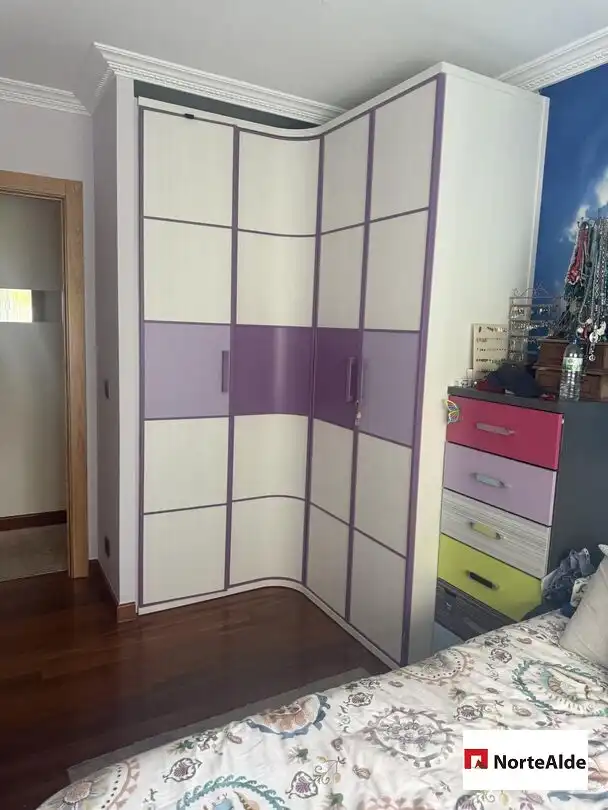 Schlafzimmer von Wohnung zum Verkauf in Barakaldo  mit Heizung, Privatgarten und Abstellraum