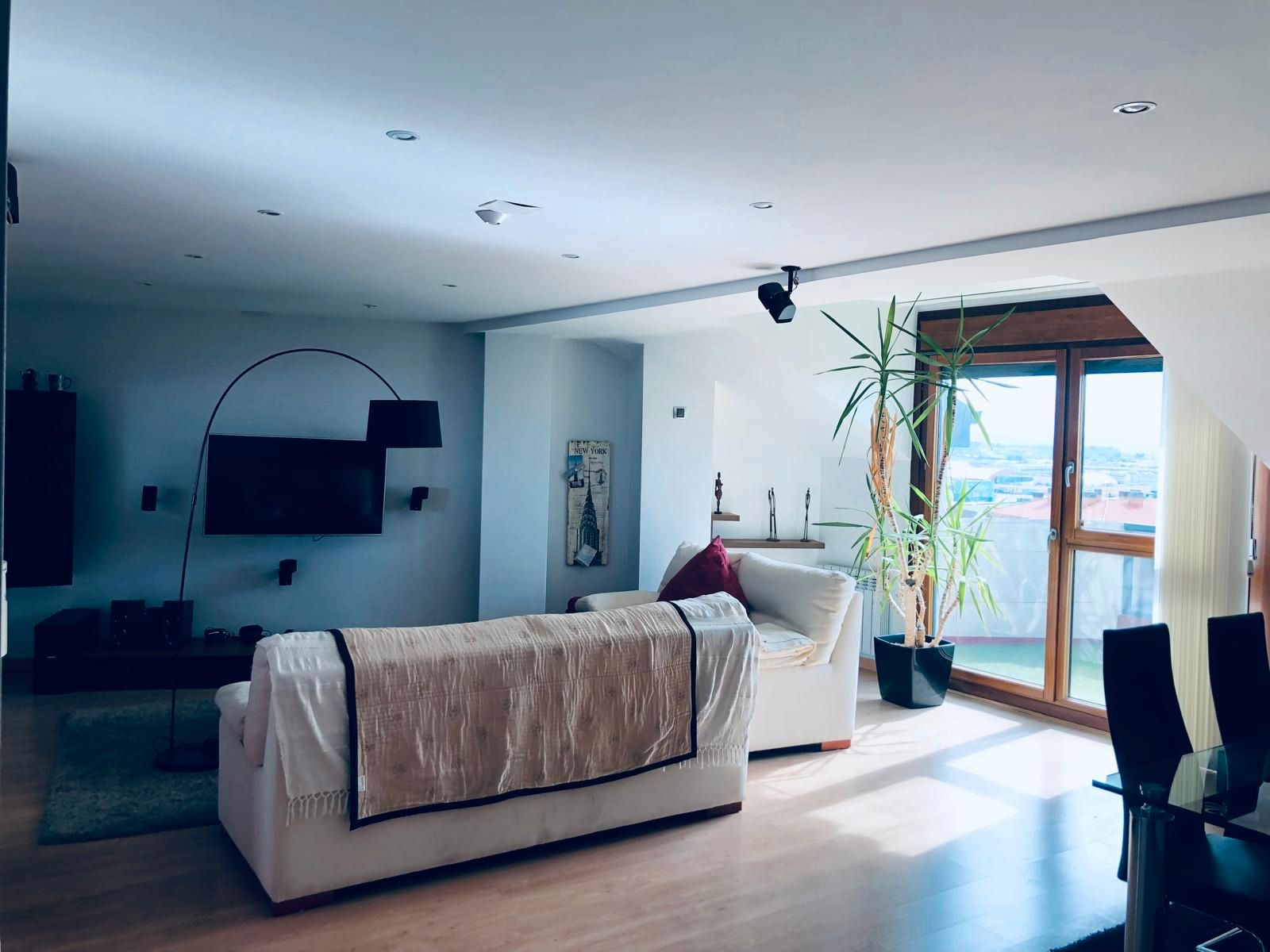 Living room of Attic for sale in Zaratán  with Heating, Parquet flooring and Terrace