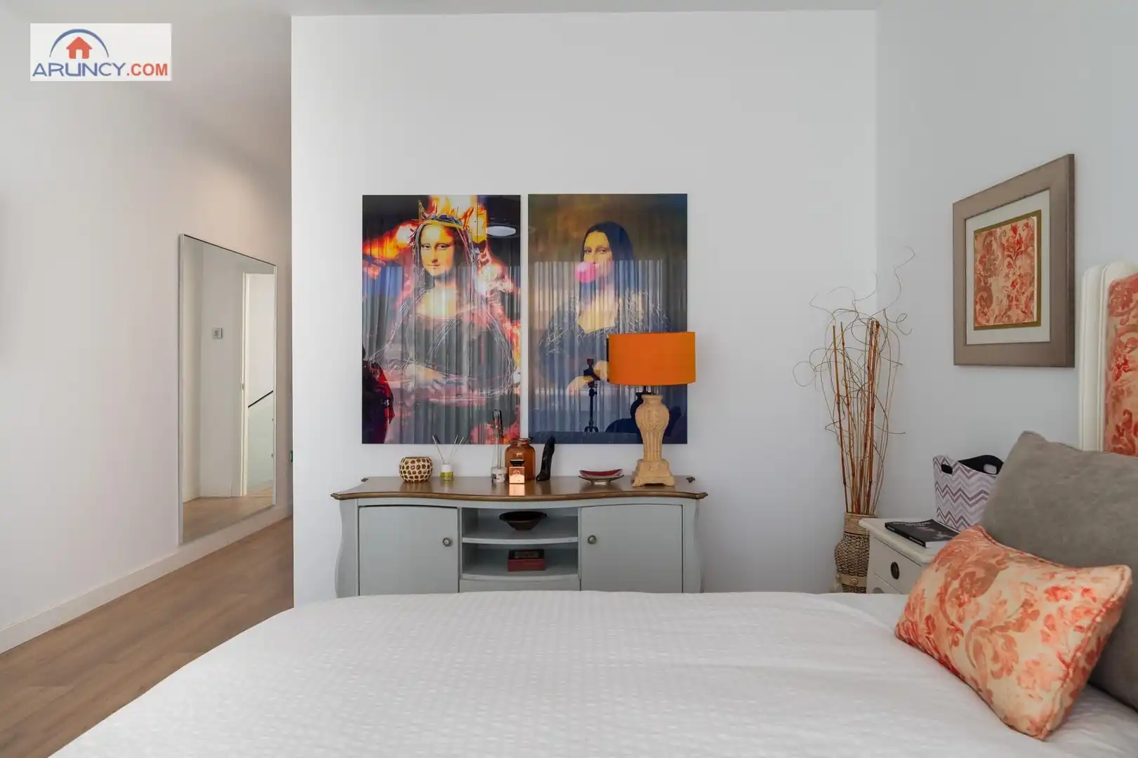 Habitación de Casa adosada en venta en Dos Hermanas con Aire acondicionado, Jardín privado y Terraza