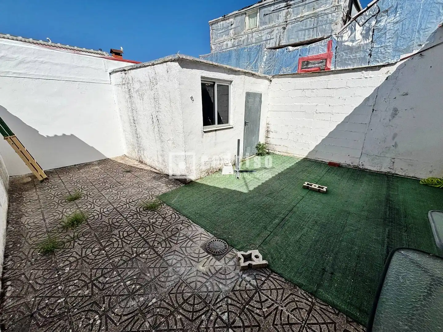 Vista exterior de Casa o xalet en venda en Trijueque amb Calefacció, Jardí privat i Traster
