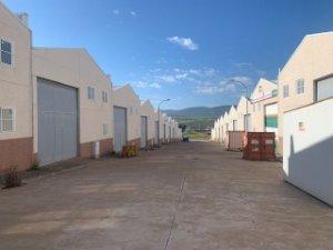 Vista exterior de Nau industrial en venda en Puertollano