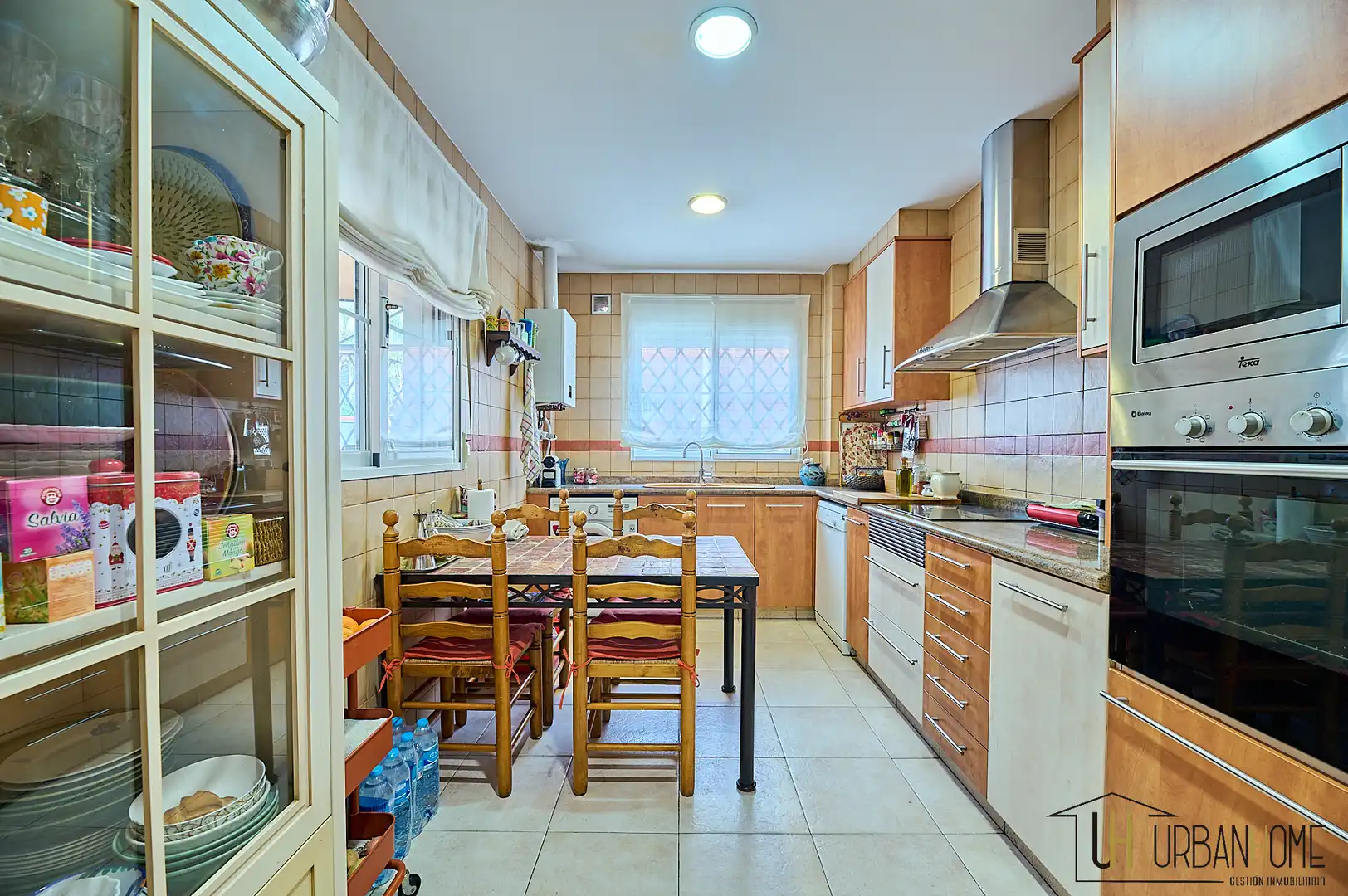 Cocina de Casa adosada en venta en Rocafort con Aire acondicionado, Calefacción y Balcón
