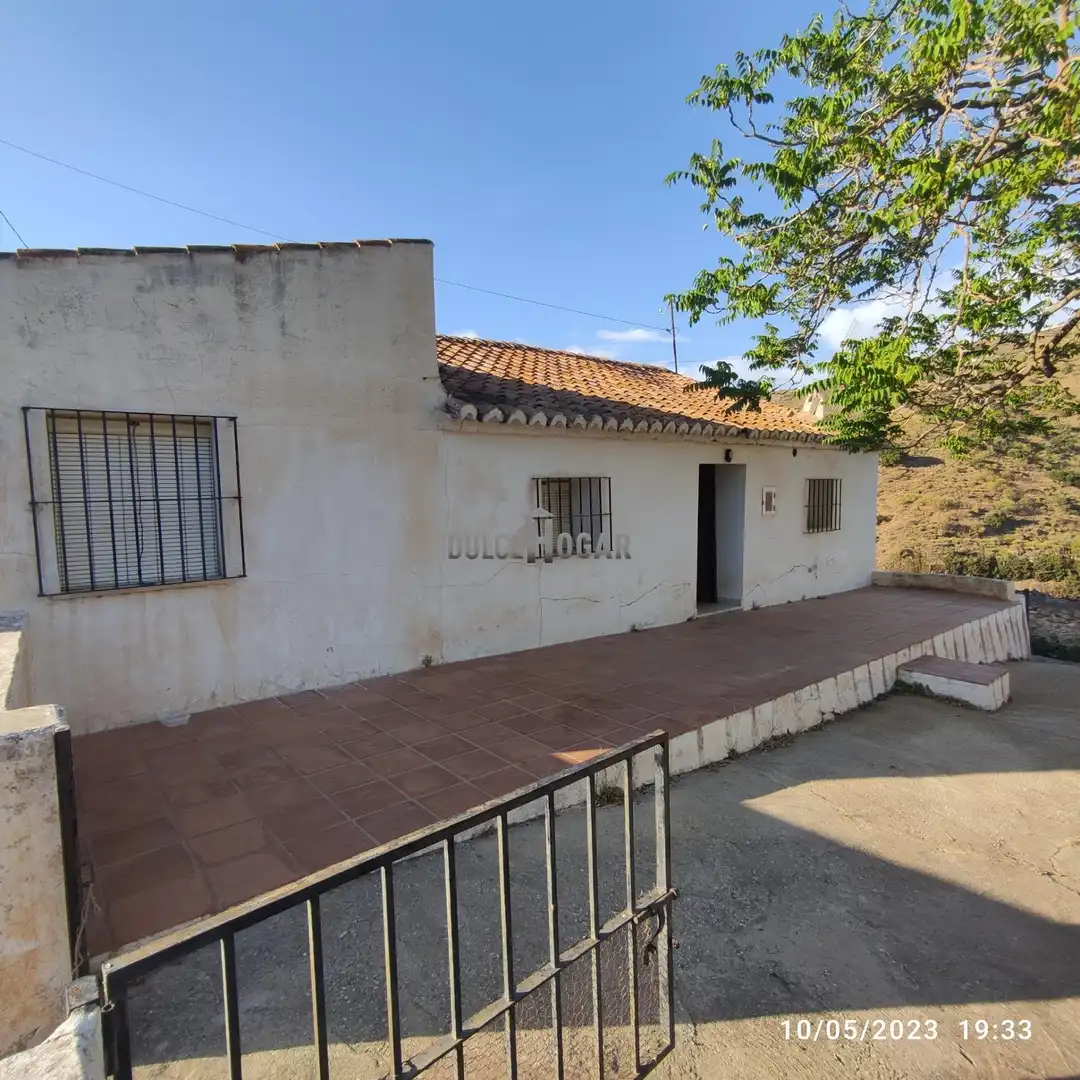 Vista exterior de Finca rústica en venta en Moclinejo con Terraza y Trastero