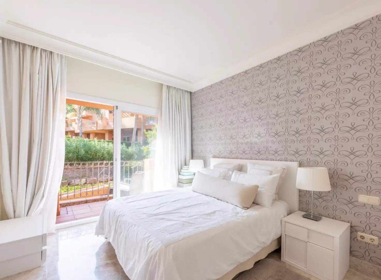 Penthouse with pool for sale in Nueva Andalucía, imagen 7