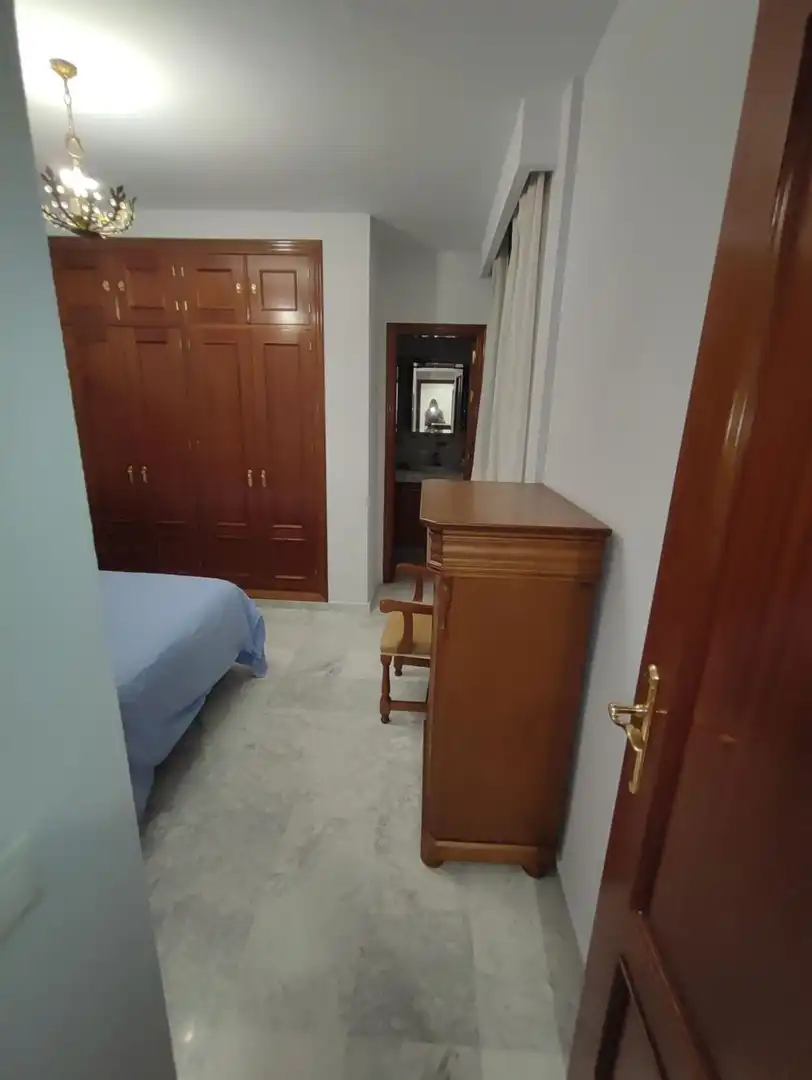Habitación de Piso de alquiler en Sevilla con Aire acondicionado, Calefacción y Horno