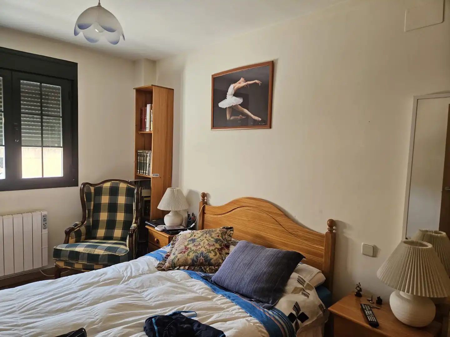 Dormitori de Pis en venda en Ávila amb Aire condicionat, Terrassa i Traster