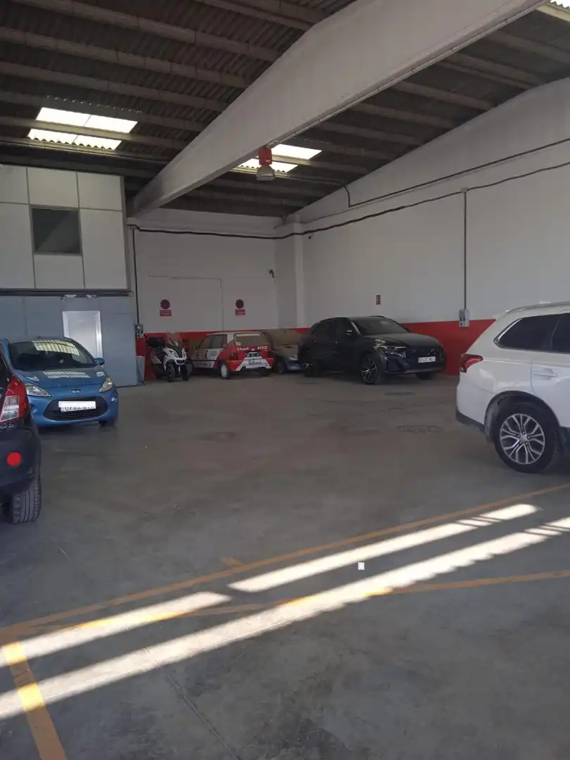 Parking of Industrial buildings for rent in Paterna