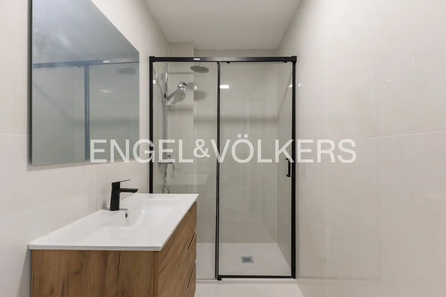Baño de Apartamento en venta en Algemesí con Calefacción