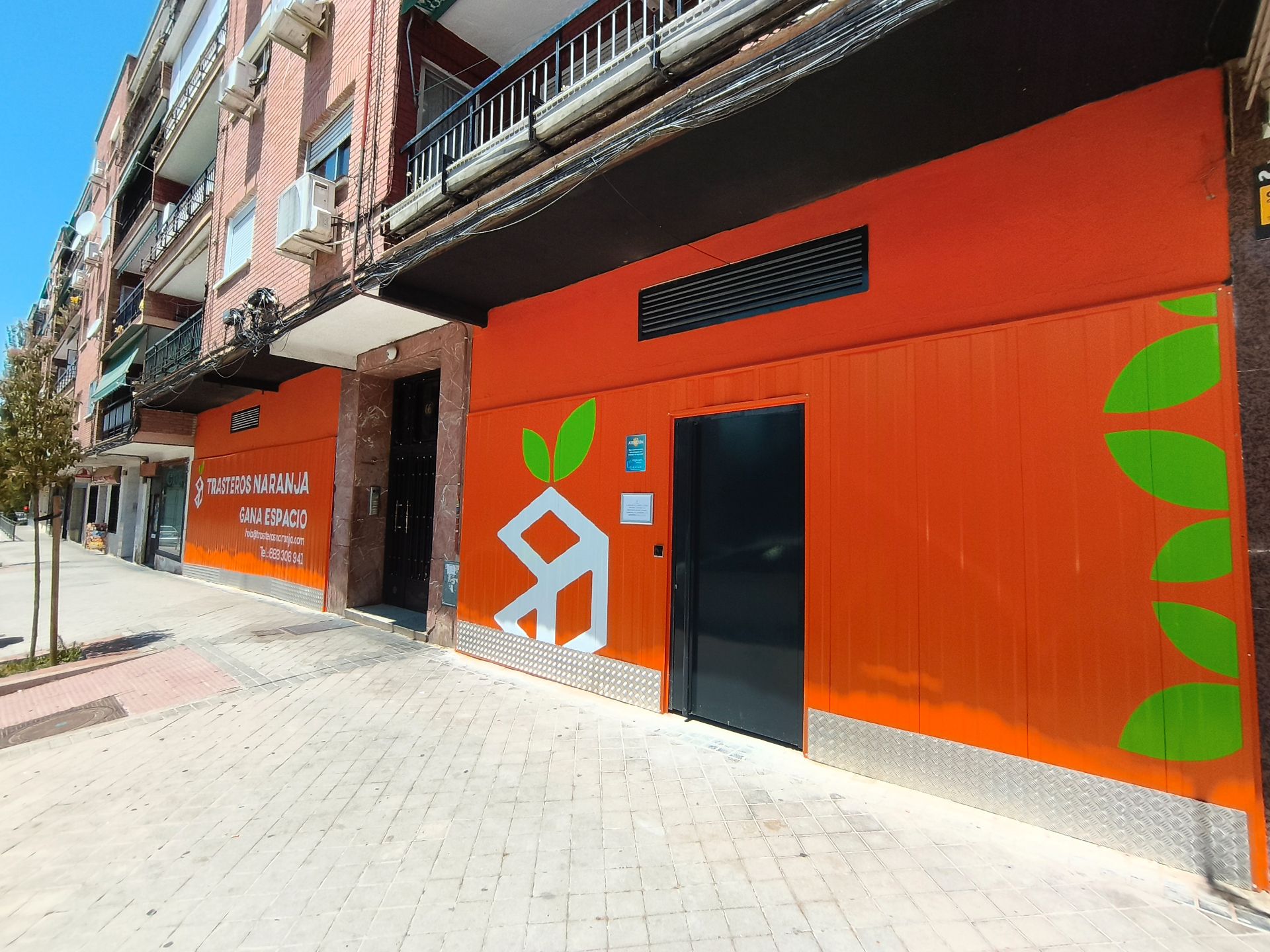 Vista exterior de Traster de lloguer en Móstoles amb Alarma