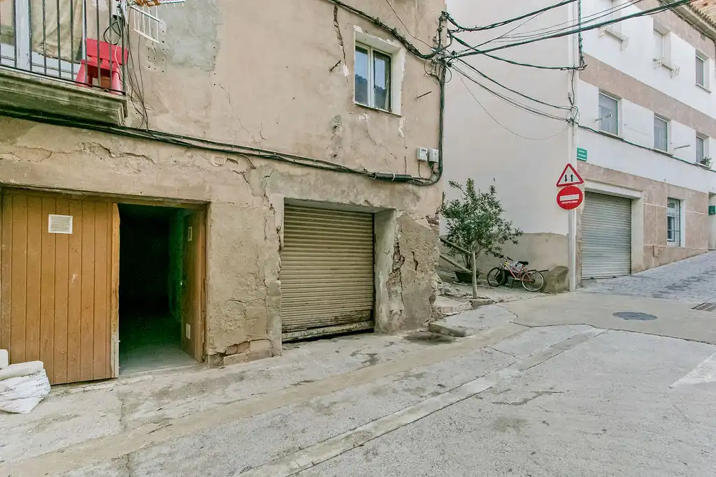Vista exterior de Local en venta en Súria