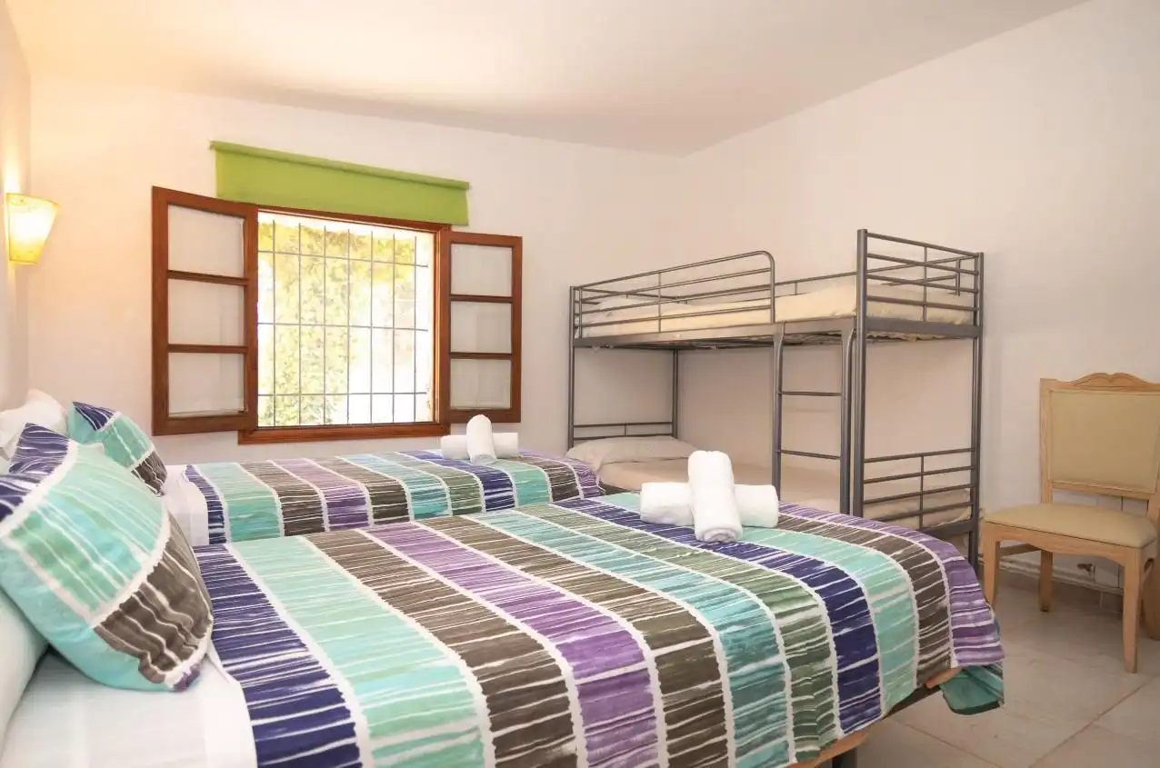Casa rústica amb piscina en venda a Llubí, imagen 28