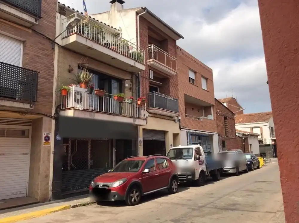 Vista exterior de Edificio en venta en Llinars del Vallès, Barcelona
