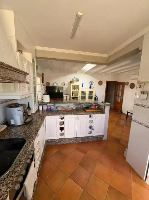 Cuina de Finca rústica en venda en Chiclana de la Frontera amb Aire condicionat, Jardí privat i Terrassa