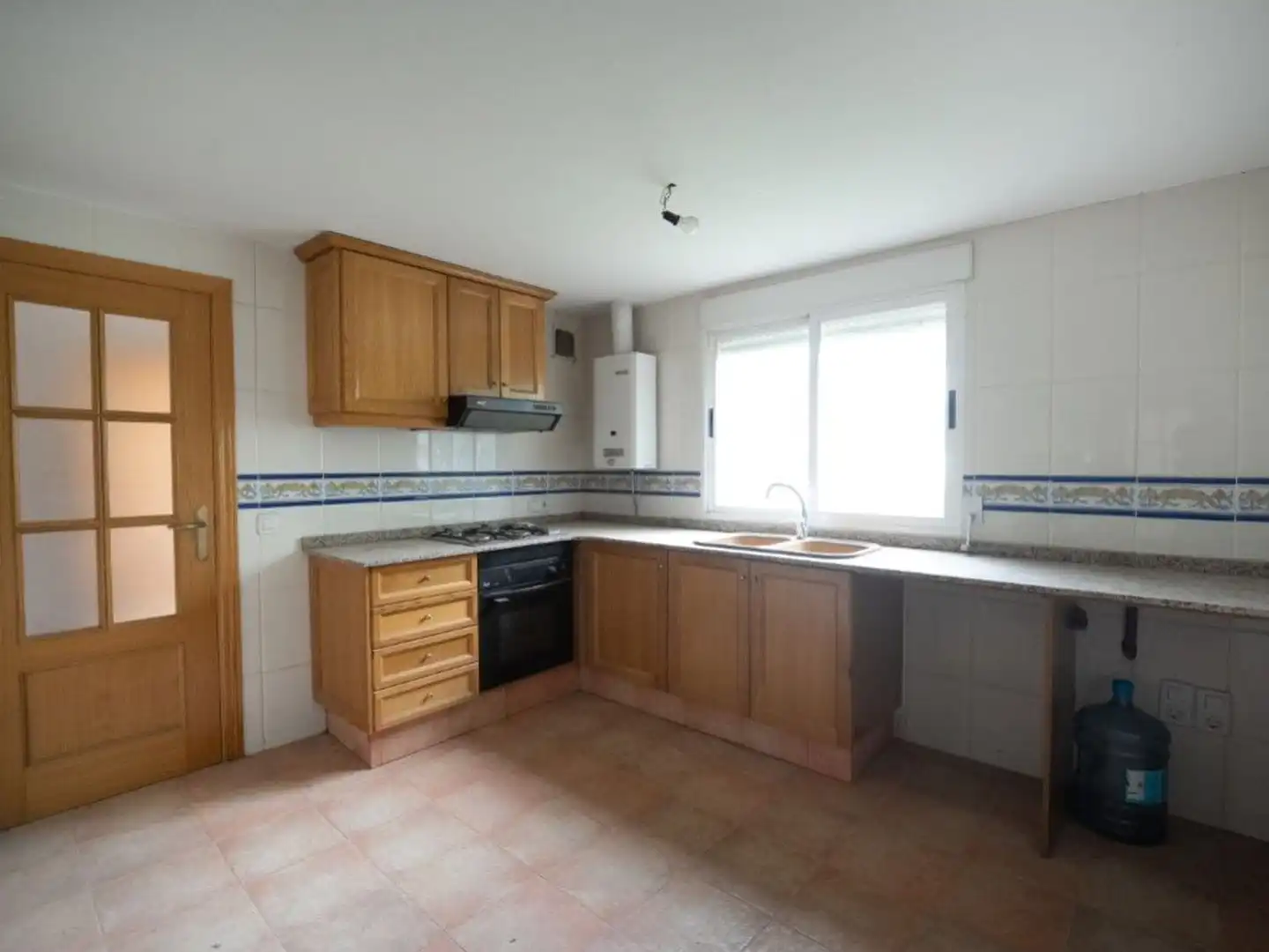 Kitchen of Detached homes for sale in Macastre  with Terrace