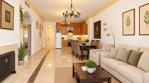 Foto 5 de Apartamento en venta en Los Naranjos, Marbella